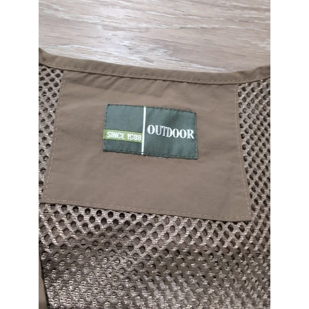 OUTDOOR MESH FLY FISHING VEST KHAKI UTILITY CARGO MEN'S SIZE LARGE EUC